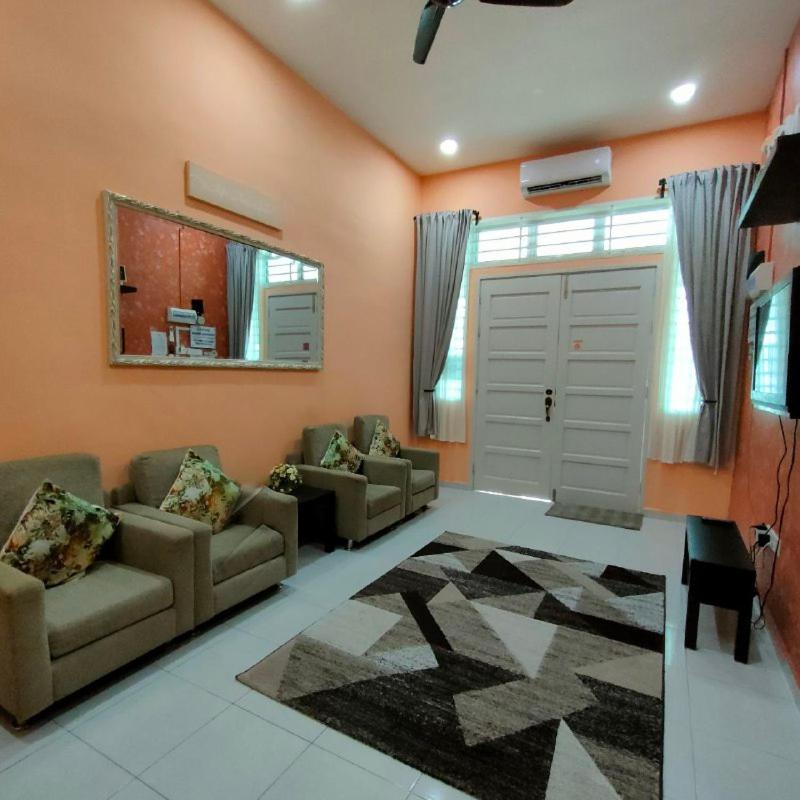 D'Q Putra Homestay Melaka Zewnętrze zdjęcie